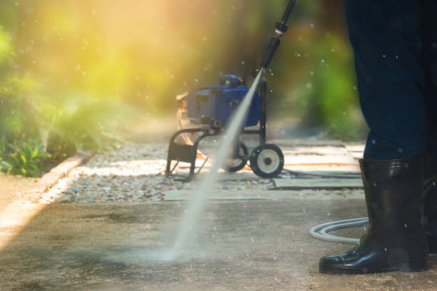 Best Graffiti Removal  in Oak Grove, MN